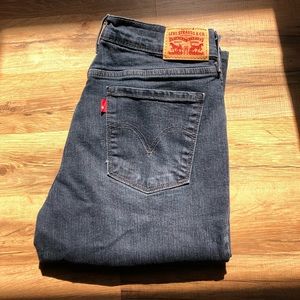 Levi 505 straight leg jean